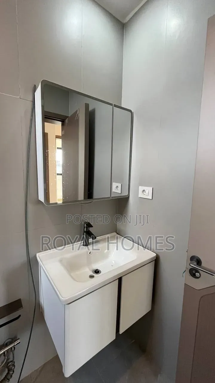 3bdrm Apartment in Bole for rent
