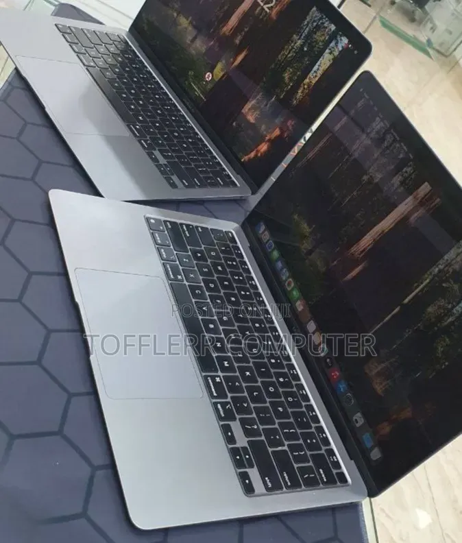 New Laptop Apple MacBook Air 16GB Intel Core i7 SSD 512GB