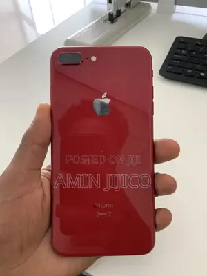 Apple iPhone 8 Plus 64 GB Red