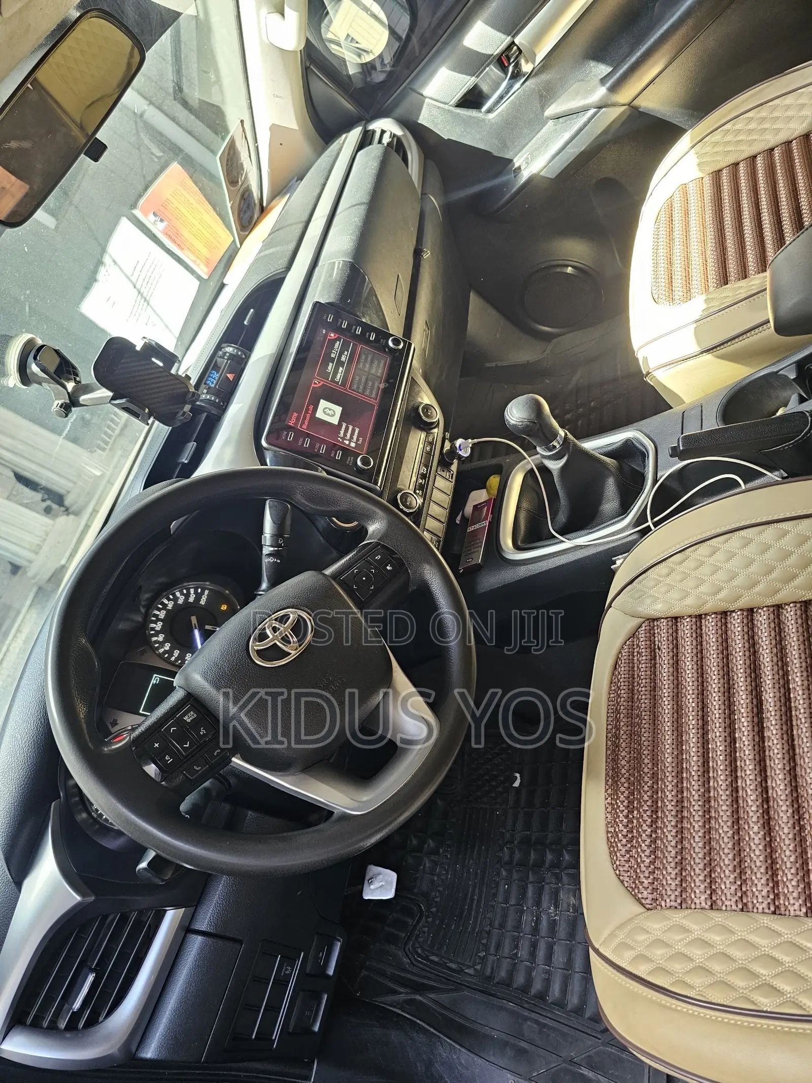 Toyota Hilux 2020 Black
