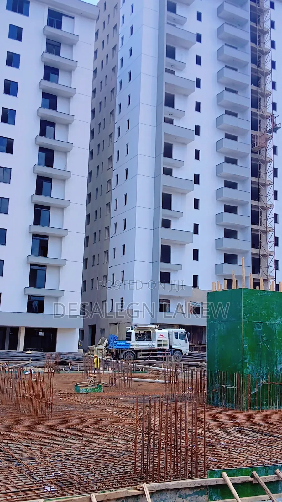20,000 ካሬ ላይ ያረፈ ሰፊ ኮምፓውንድ አፓርታማ