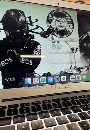 New Laptop Apple MacBook 8GB Intel Core i7 SSD 128GB