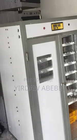Incubator Machine