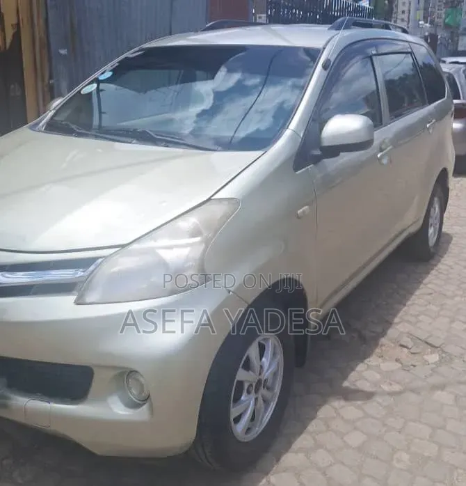 Toyota Avanza 2016 Silver