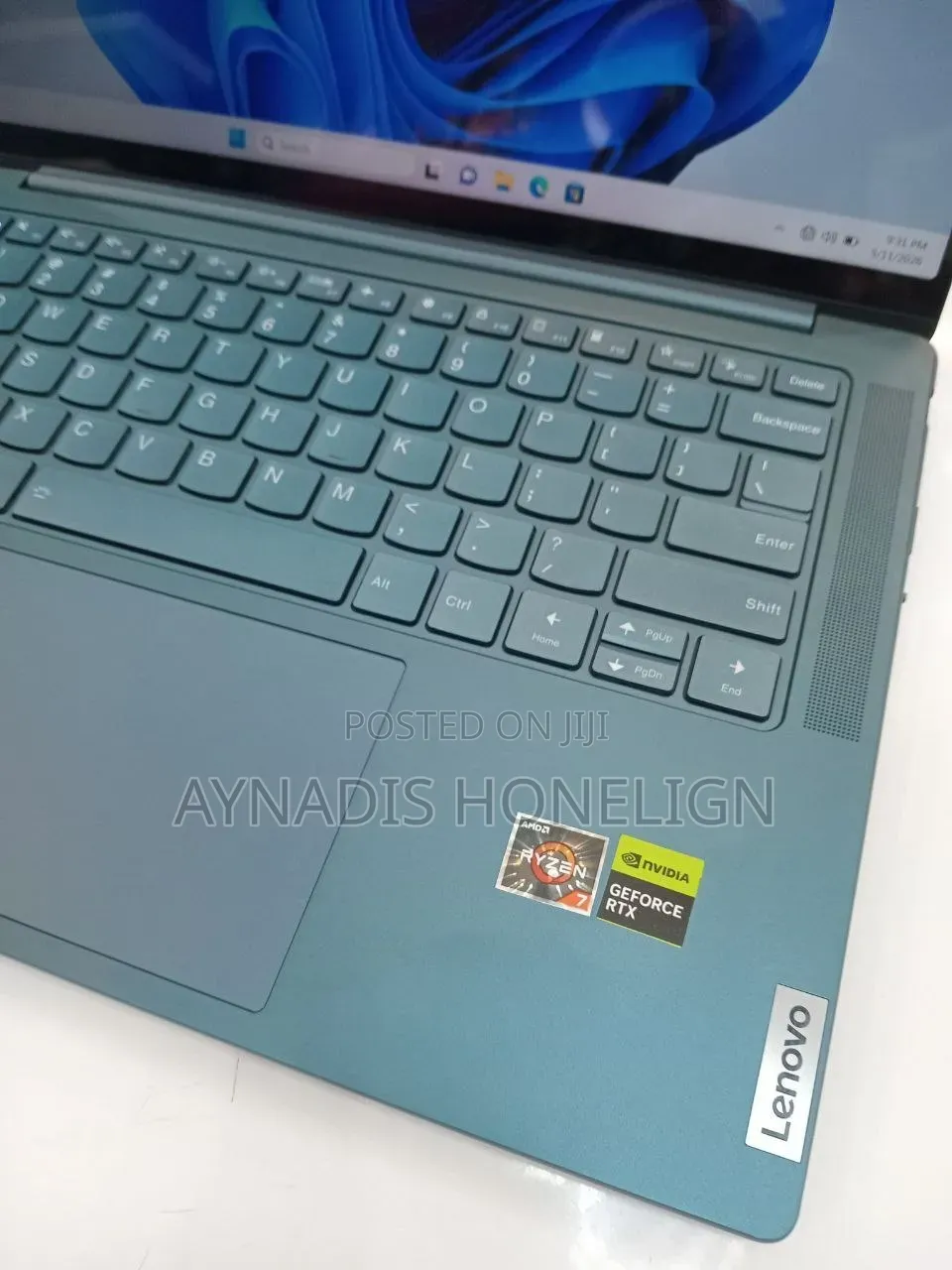 New Laptop Lenovo Yoga 7i 16GB AMD Ryzen 7 SSD 512GB