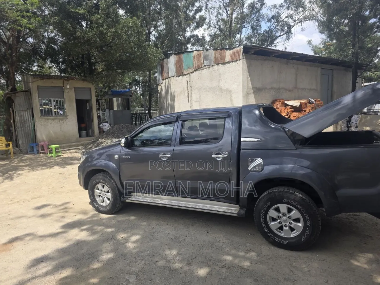 Toyota Hilux 2013 Gray