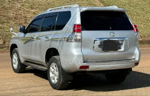 Toyota Land Cruiser Prado 2013 Silver
