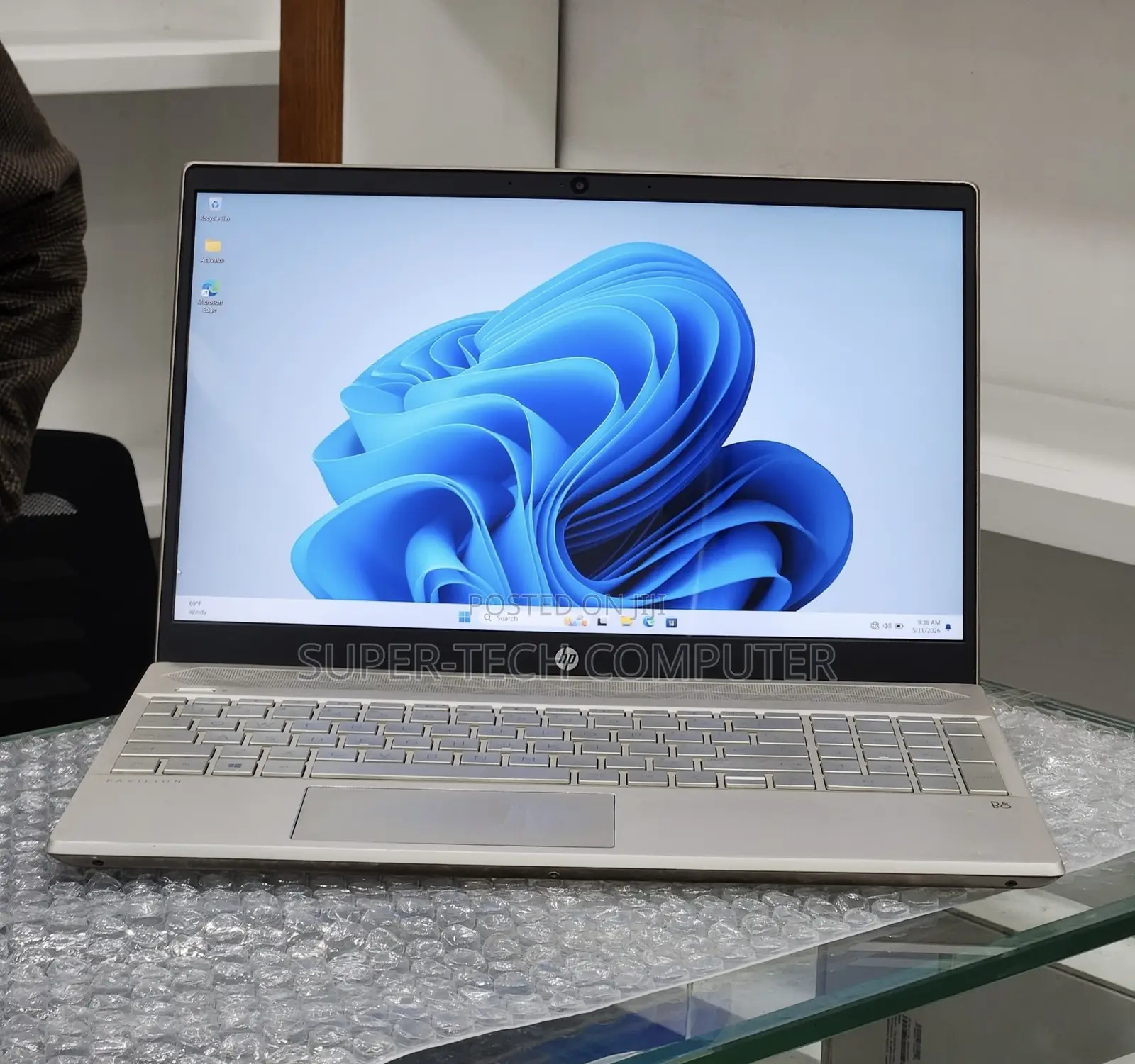 New Laptop HP Pavilion 15 8GB Intel Core i5 SSD 512GB