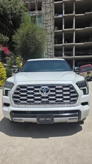 Toyota Sequoia 2024 White