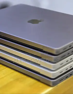 New Laptop Apple MacBook Pro M1 16GB Apple M1 Pro SSD 512GB