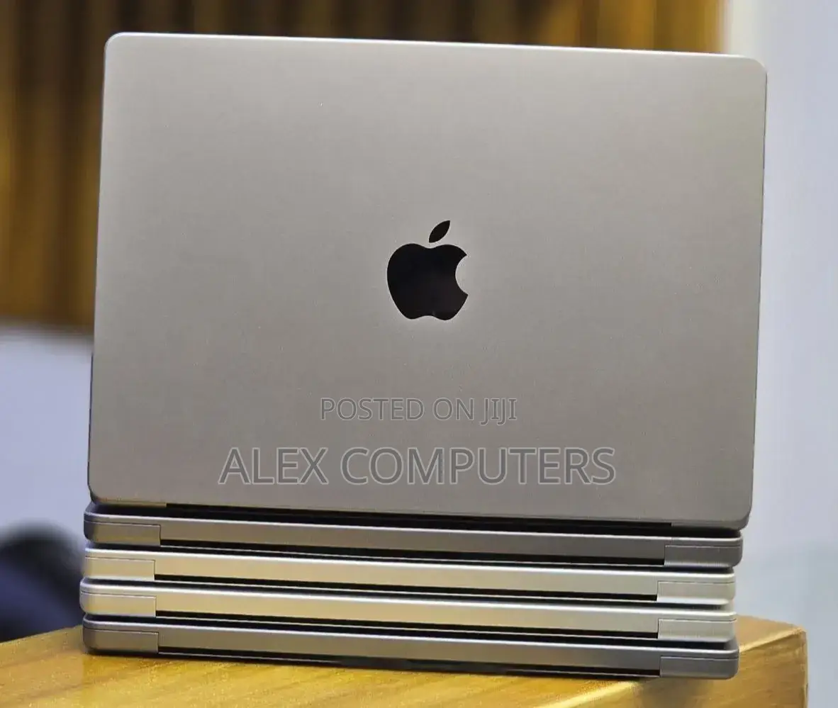 New Laptop Apple MacBook Pro M1 16GB Apple M1 Pro SSD 512GB