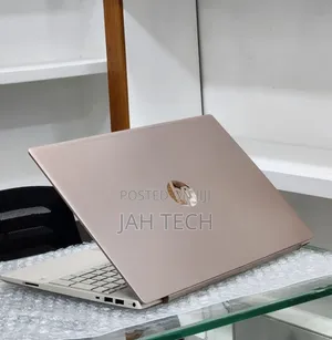 New Laptop HP Pavilion 15 8GB Intel Core i5 SSD 512GB