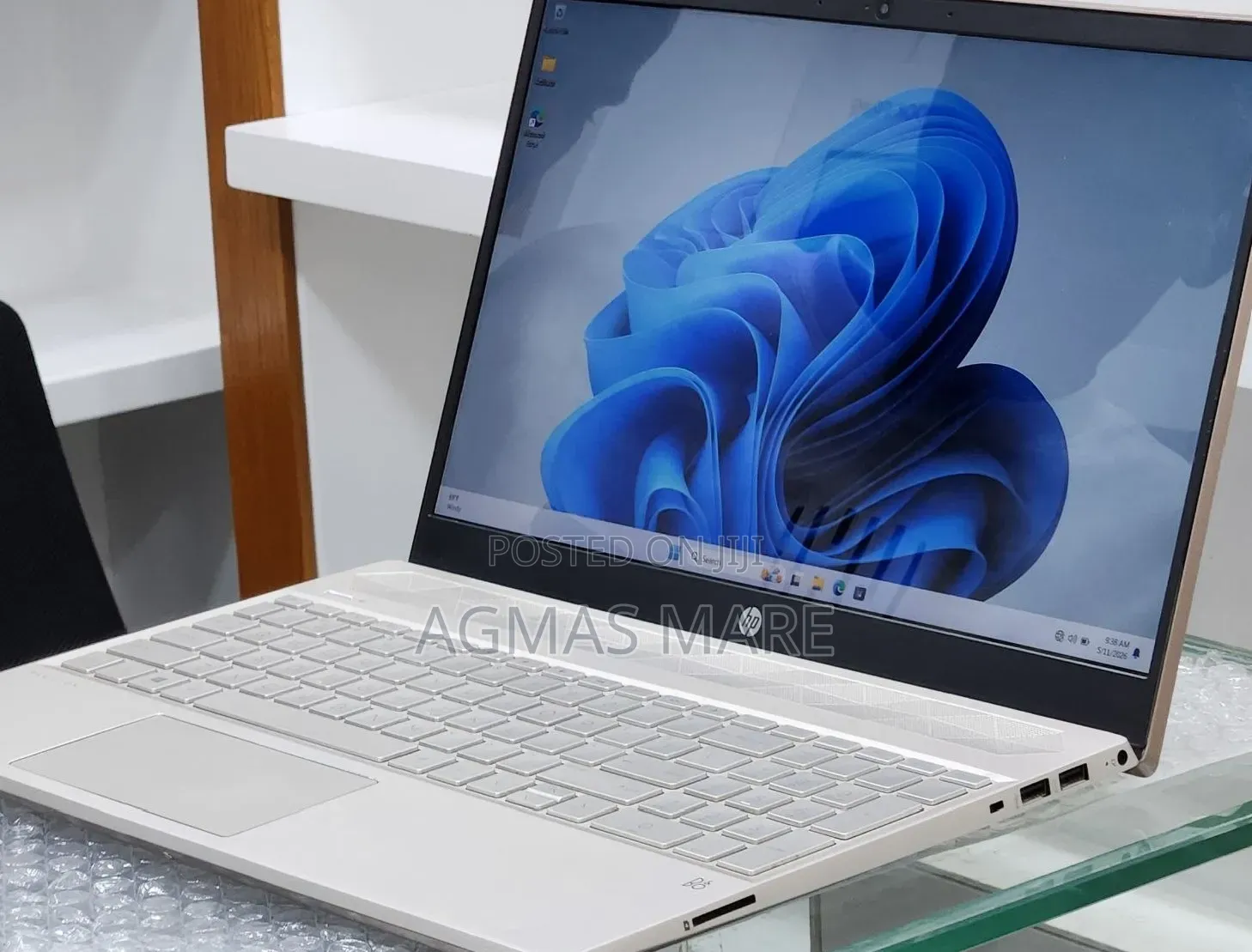 New Laptop HP Pavilion 15 8GB Intel Core i5 SSD 512GB