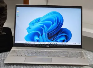 New Laptop HP Pavilion 15 8GB Intel Core i5 SSD 512GB