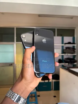 New Apple iPhone XR 64 GB Black