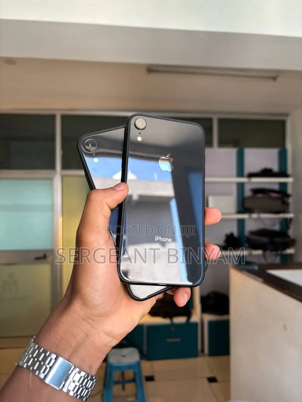 New Apple iPhone XR 64 GB Black