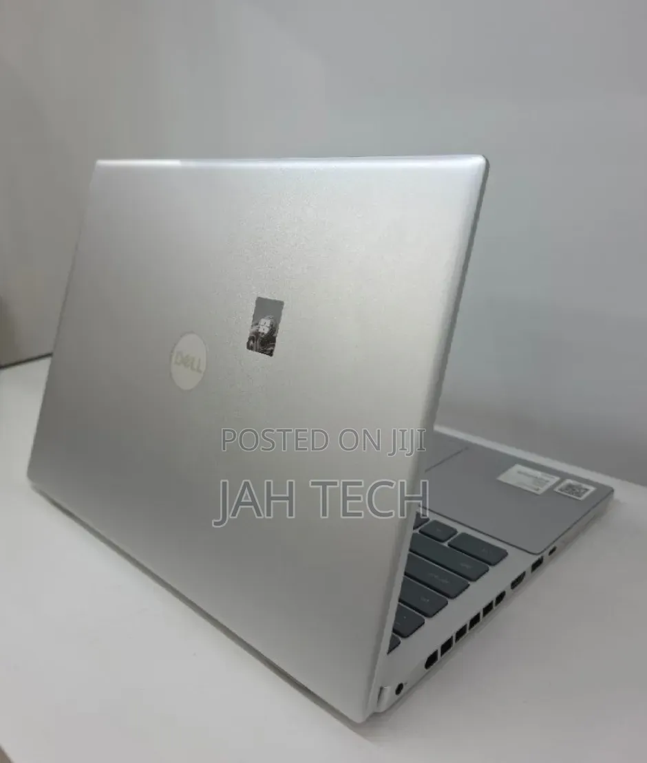 New Laptop Dell Inspiron 15 16GB Intel Core i5 SSD 512GB