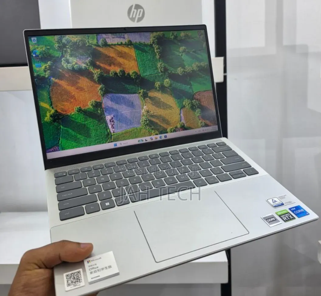New Laptop Dell Inspiron 15 16GB Intel Core i5 SSD 512GB
