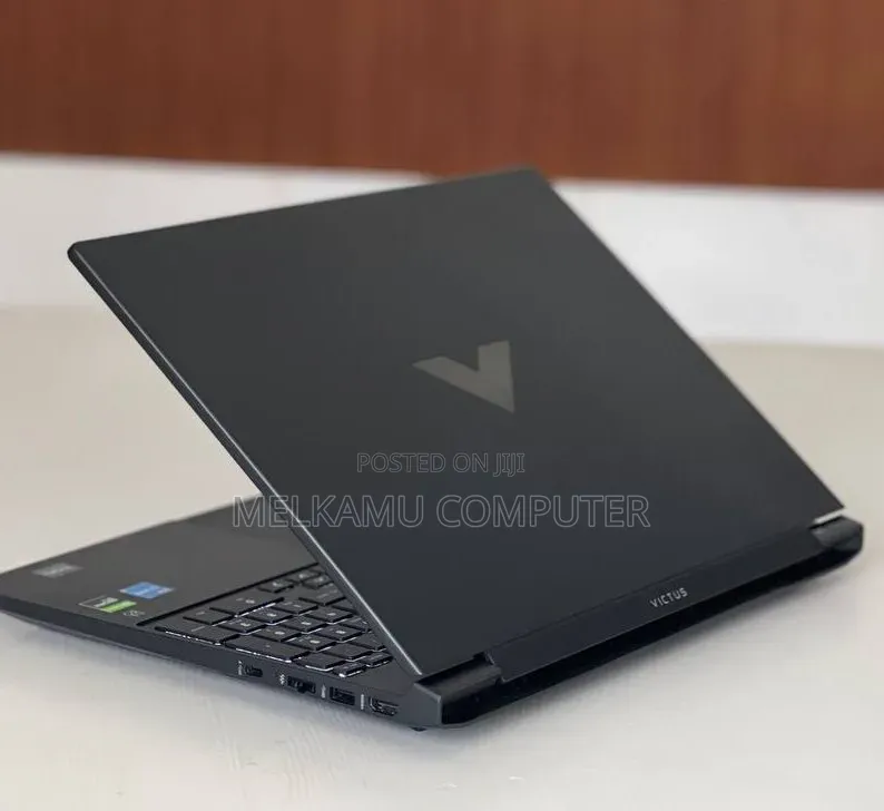 New Laptop HP Pavilion Gaming 15 2019 16GB Intel Core i7 SSD 512GB