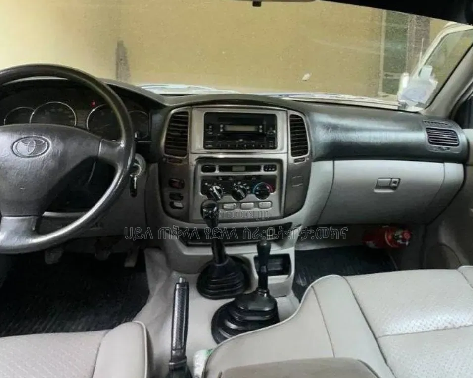 Toyota Land Cruiser 2007 Ivory