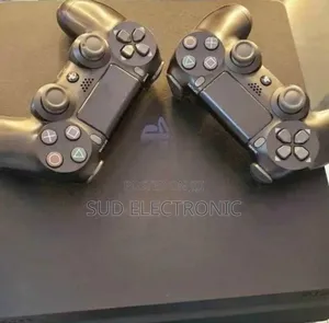 Play Station 4
