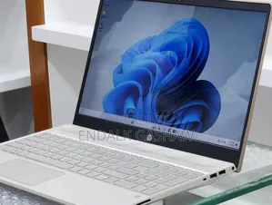 New Laptop HP Pavilion 15 8GB Intel Core i5 SSD 512GB