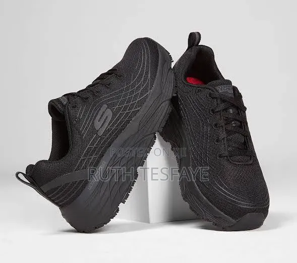 Max Cushioning Elite Sr Sketchers