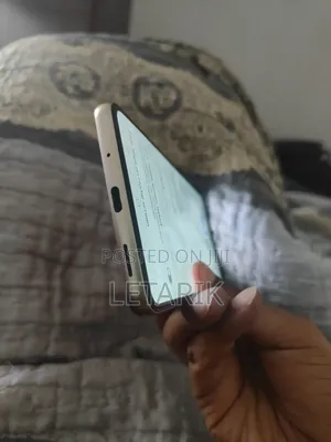 Samsung Galaxy C55 256 GB Orange