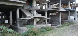5bdrm Townhouse/Terrace in Gomeju Area, Akaky Kaliti for sale