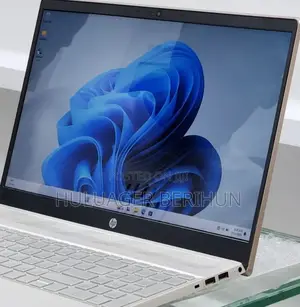 New Laptop HP Pavilion 15 8GB Intel Core i5 SSD 512GB