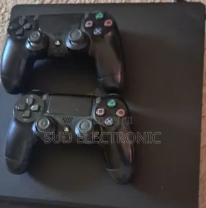 Play Station 4