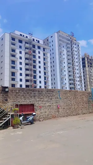 2bdrm Apartment in ግዮን ሪል እስቴት, Kirkos for Sale