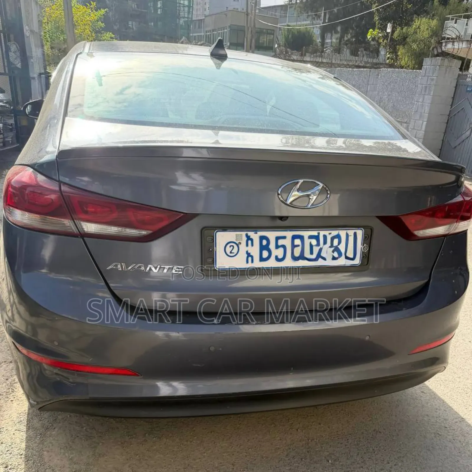 Hyundai Avante 2017 Gray