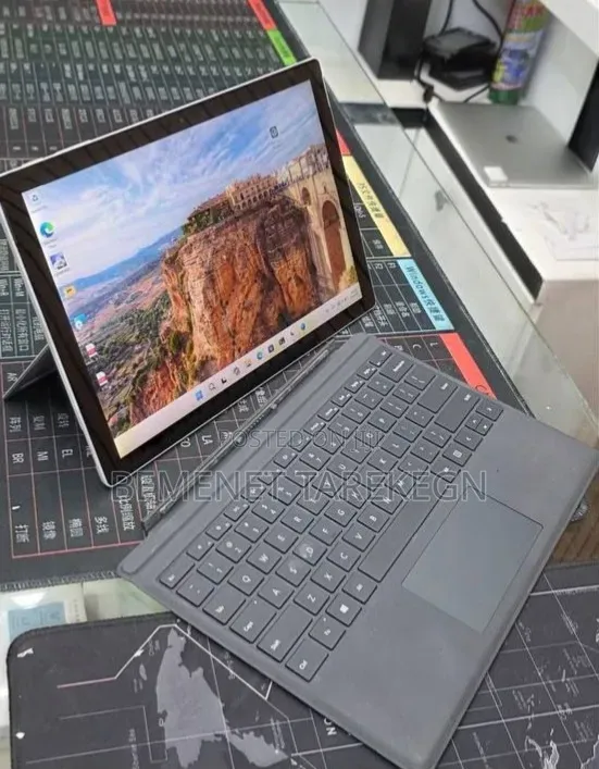 New Laptop Microsoft Surface Pro 7 16GB Intel Core i7 SSD 512GB