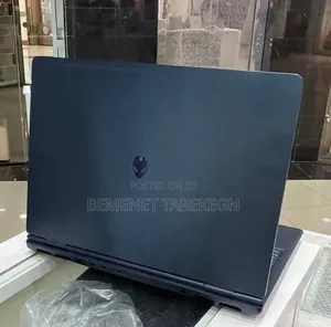New Laptop Alienware X16 32GB Intel Core Ultra 9 SSD 1T
