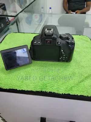 Canon 700d Camera