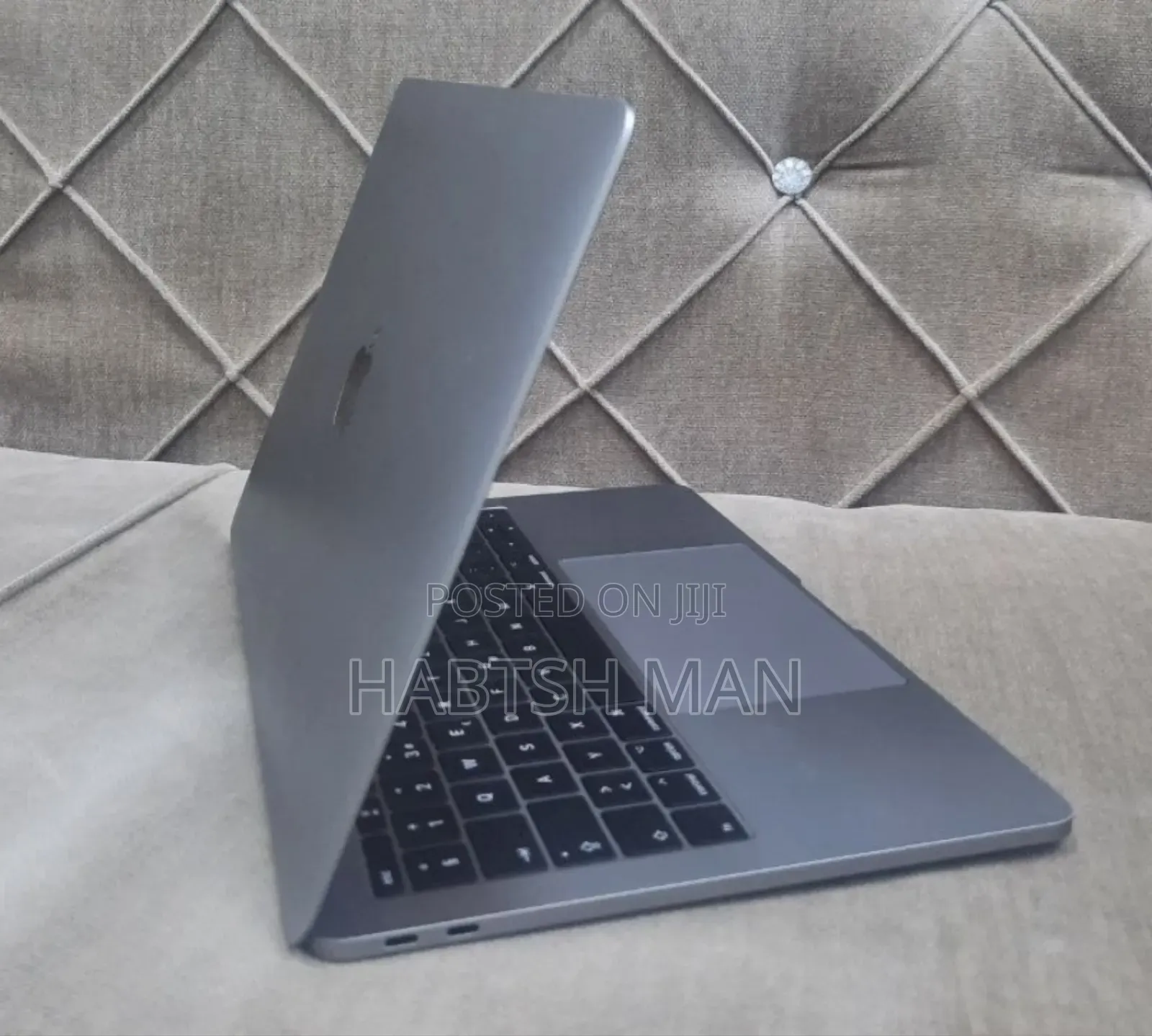 New Laptop Apple MacBook Pro 2017 16GB Intel Core i5 SSD 512GB