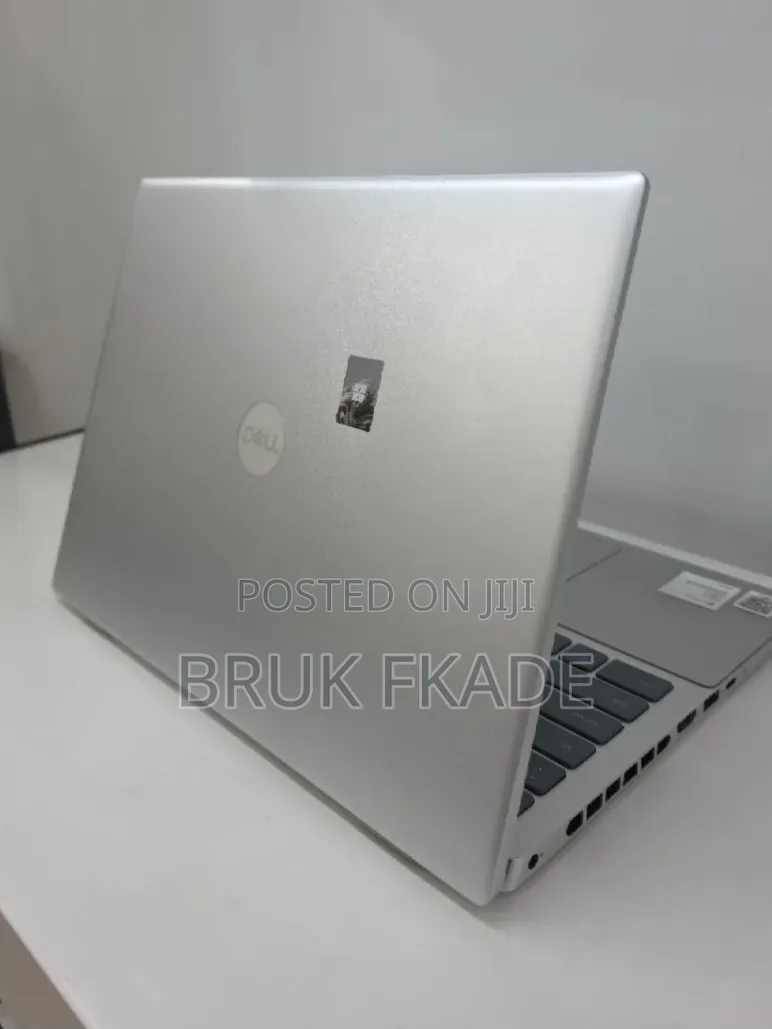 New Laptop Dell Inspiron 14 16GB Intel Core i5 SSD 512GB