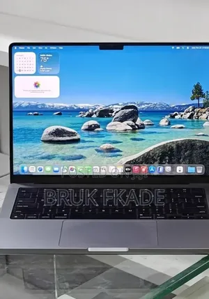 New Laptop Apple MacBook Pro 2023 M3 14-inch 8GB Apple M3 Pro SSD 512GB