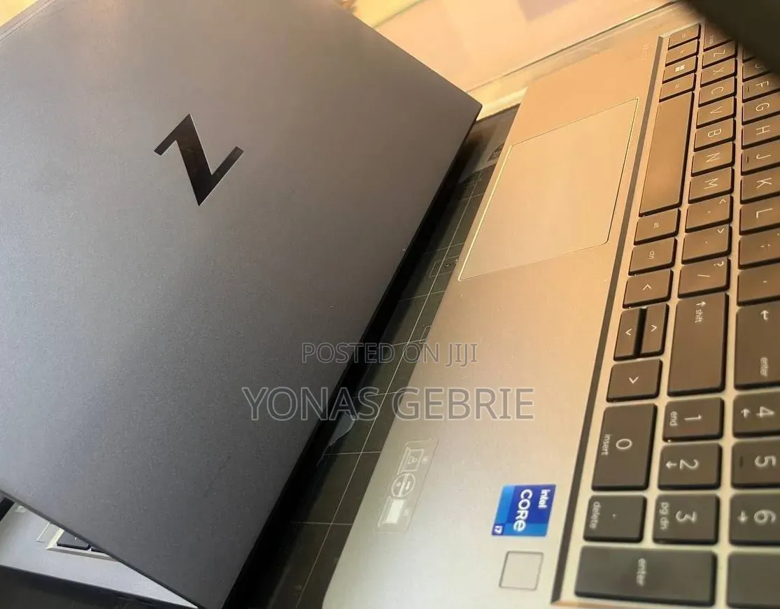 New Laptop HP 16GB Intel Core i7 SSD 512GB