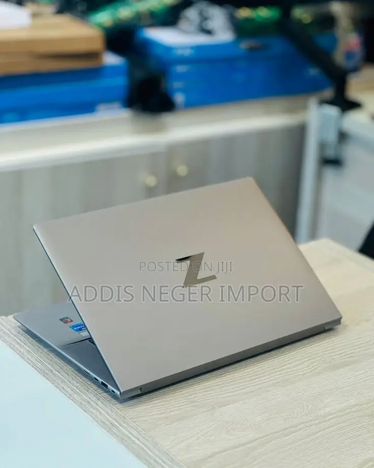 Laptop HP ZBook Firefly G8 16GB Intel Core i5 SSD 512GB