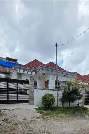 4bdrm Villa in ያት ዞን ✨🏡 📍 አያት ዞን –, Bole for sale