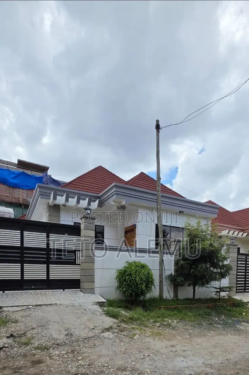 4bdrm Villa in ያት ዞን ✨🏡 📍 አያት ዞን –, Bole for sale