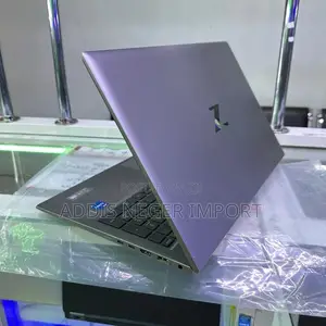 Laptop HP ZBook Firefly G8 16GB Intel Core i5 SSD 512GB