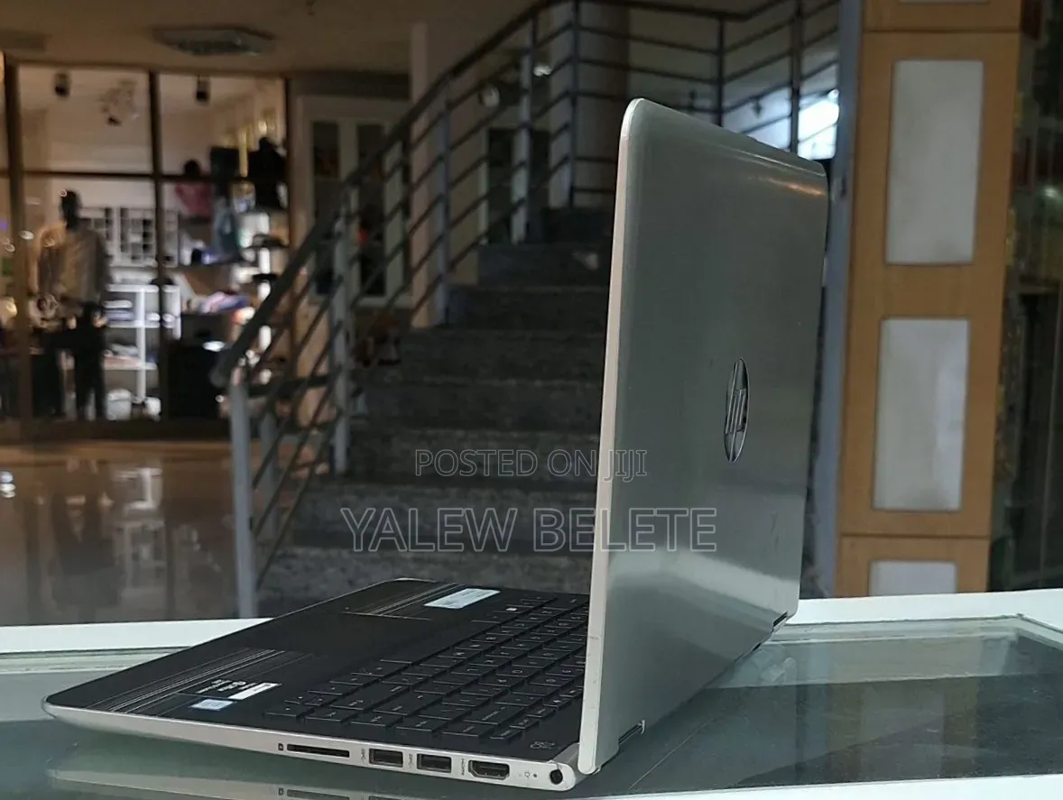New Laptop HP Pavilion 15 4GB Intel Core i3 HDD 1T