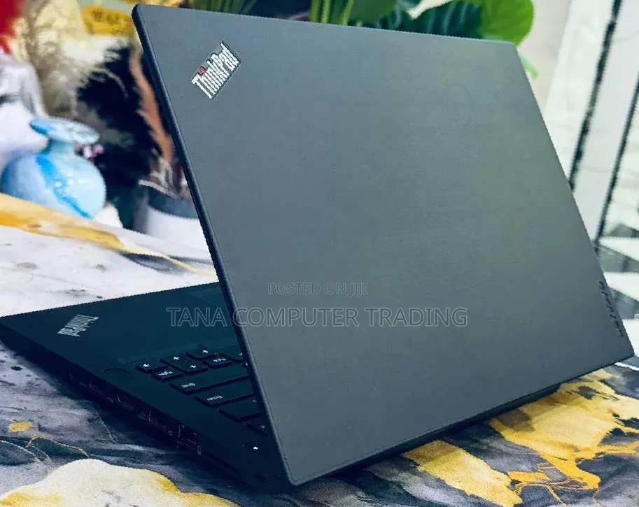 New Laptop Lenovo ThinkPad T480 8GB Intel Core i5 SSD 256GB