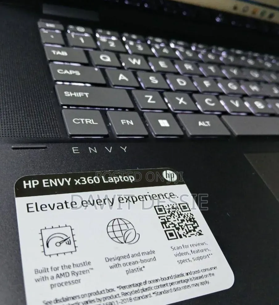 New Laptop HP Envy X360 8GB AMD Ryzen 5 SSD 256GB