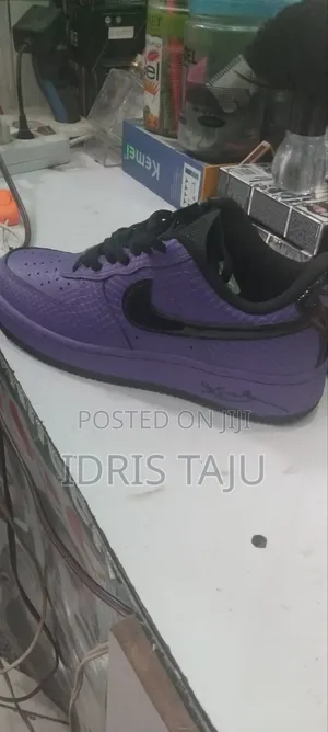 ጫማ Nike Airforce Barca