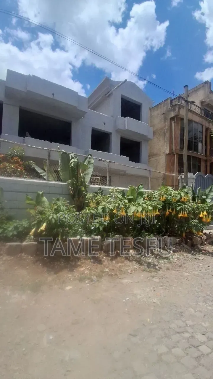 Furnished 6bdrm House in ባዱሜ, Bole for sale