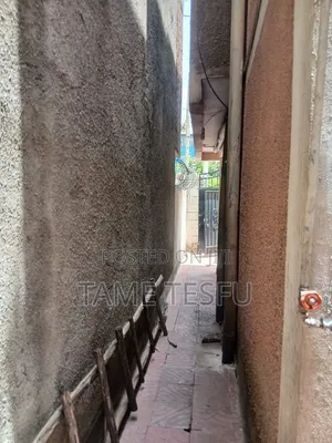 Furnished 6bdrm House in ባዱሜ, Bole for sale